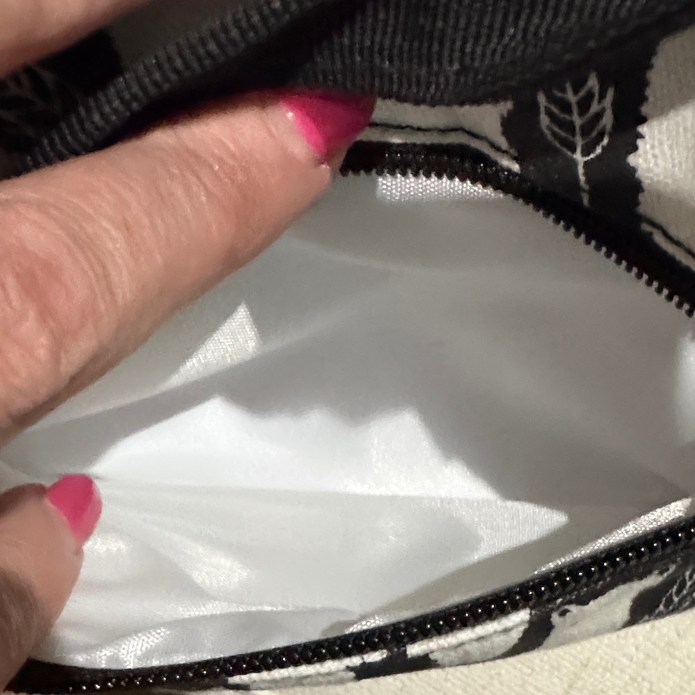 Llama Pattern Black & White Lunch Bag or Pet Accessories Bag - Picture 4 of 5